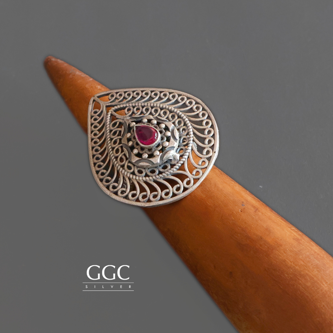 Garnet Filigree Ring