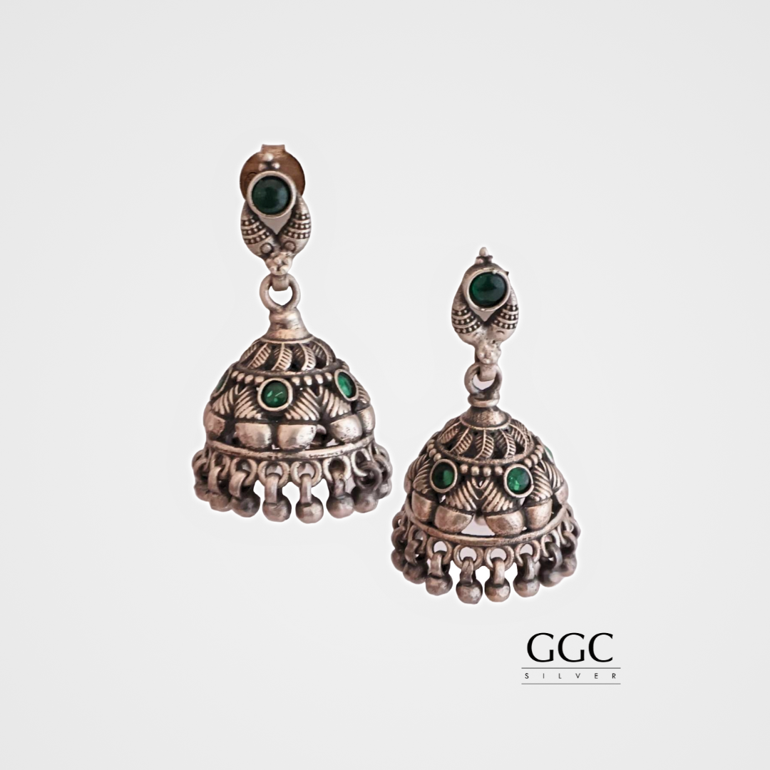 Antique Jumka