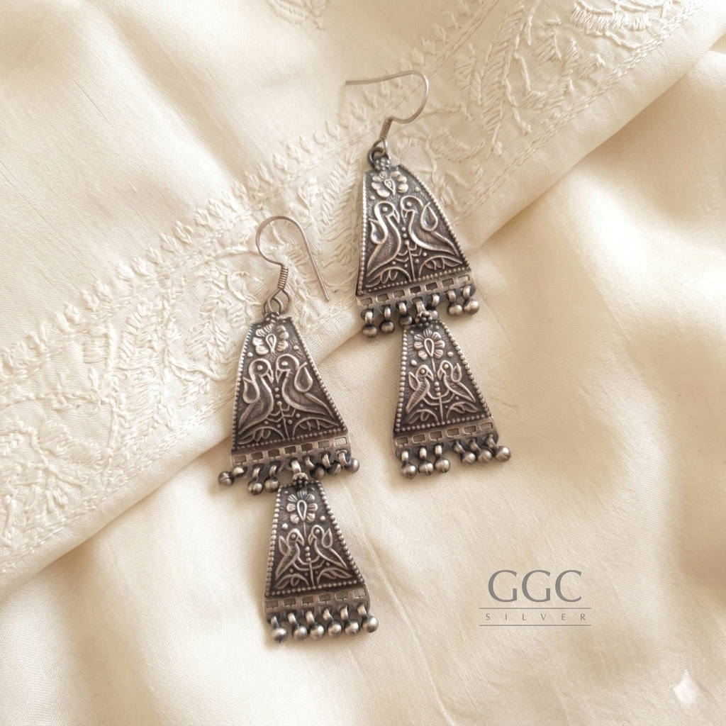 Mayur style earring