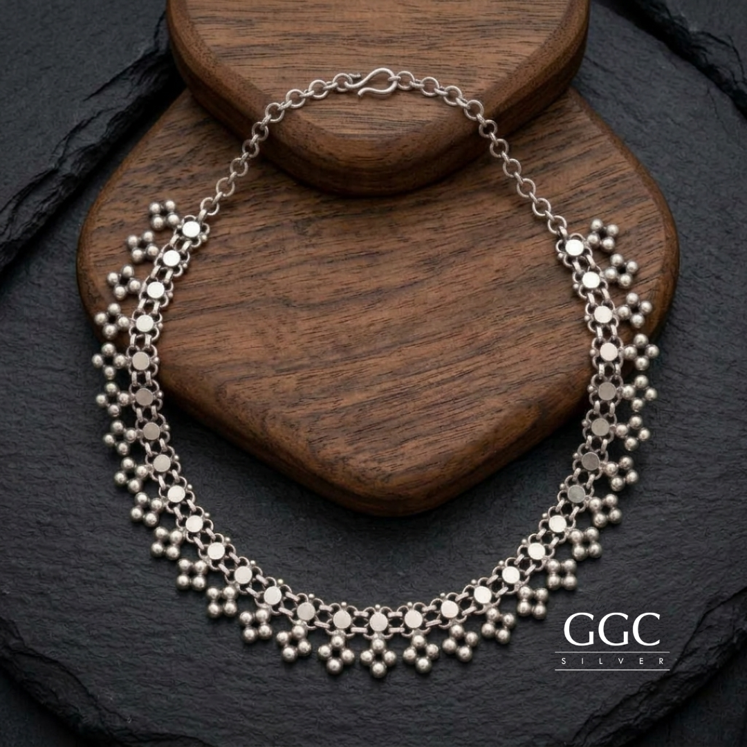 Floral necklace