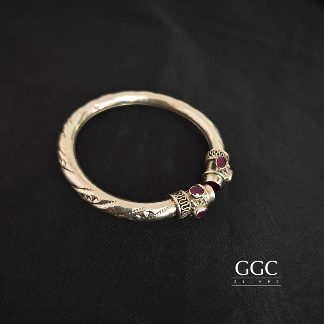 Silver stone handcuffs
