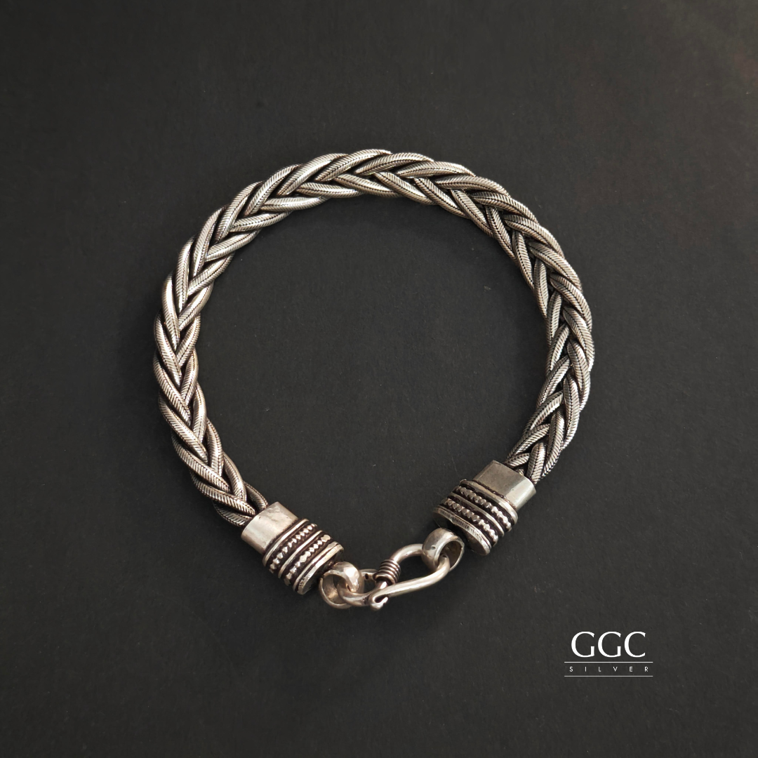 Twisted Unisex Bracelet