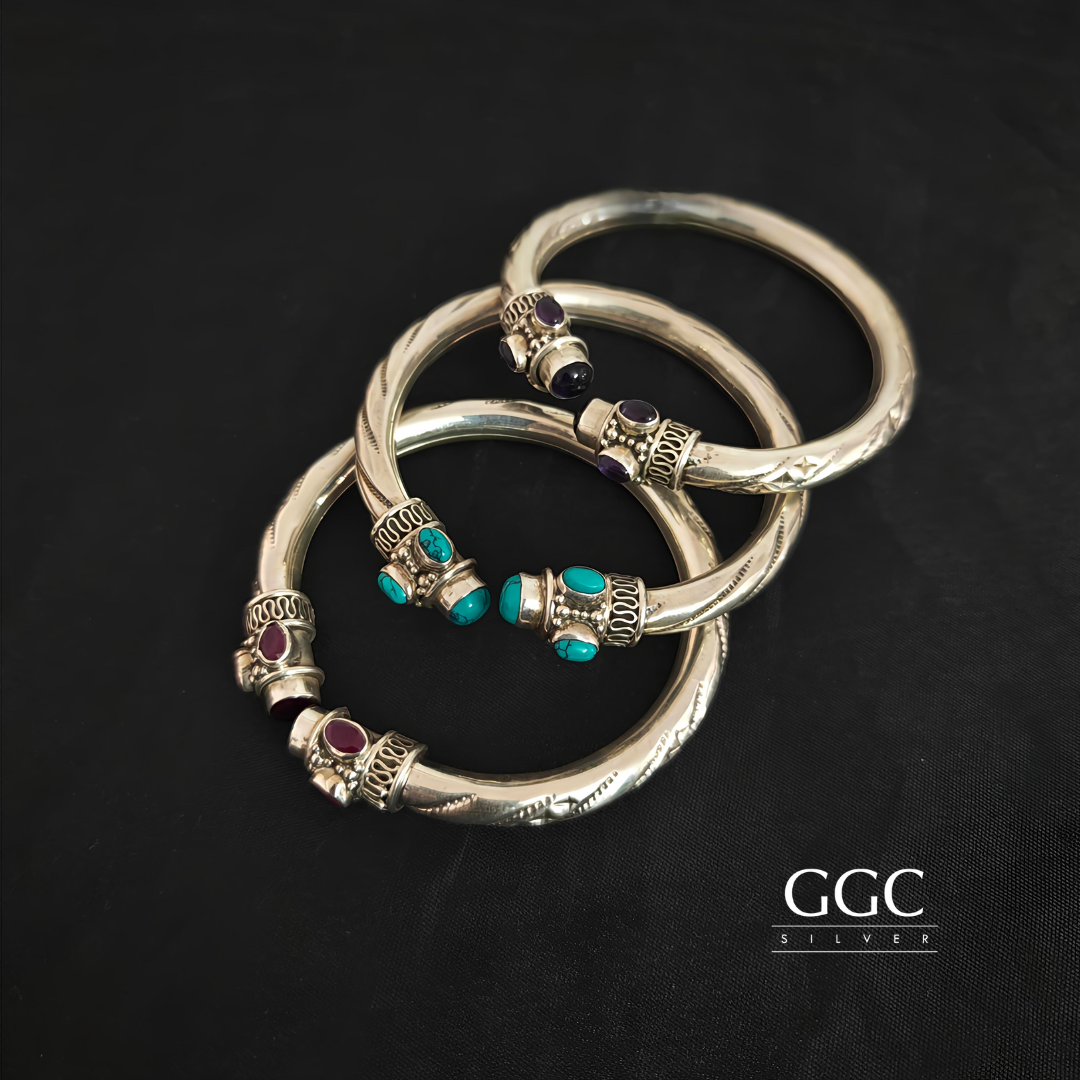Silver stone handcuffs