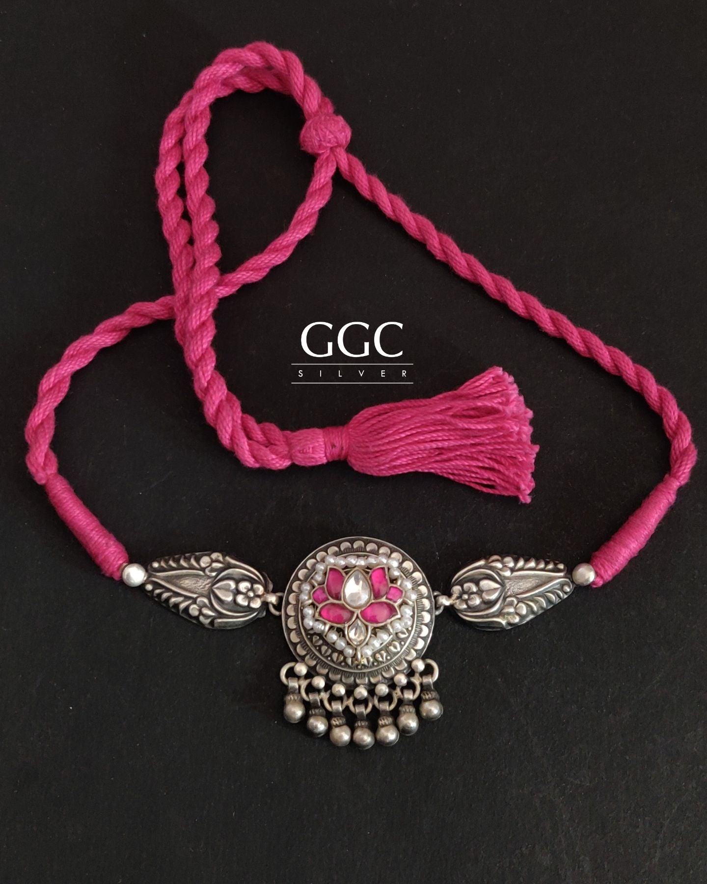 Lotus Kundan Choker