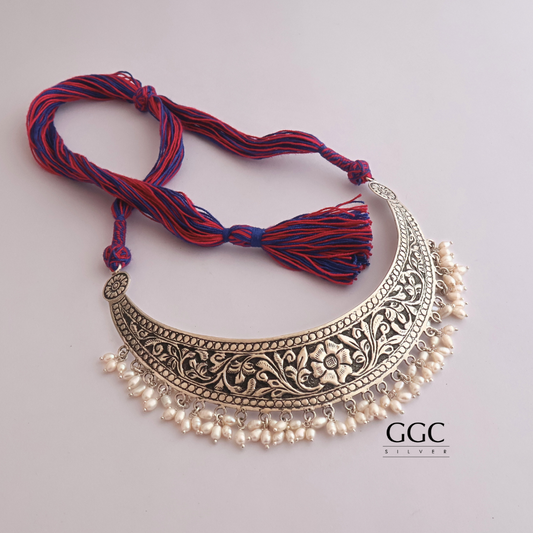 Floral silver chitai necklace