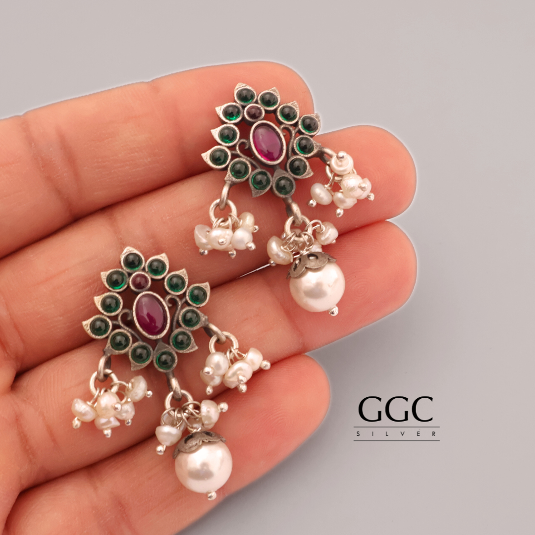 Kundan Silver Studs