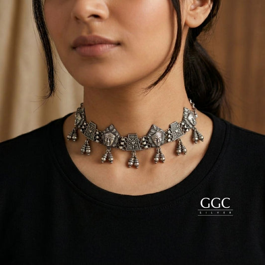 Devi Choker