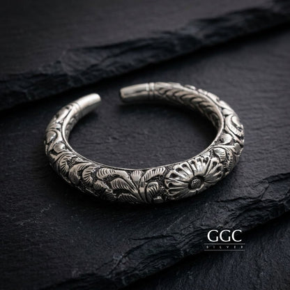 Chitai floral adjustable kada