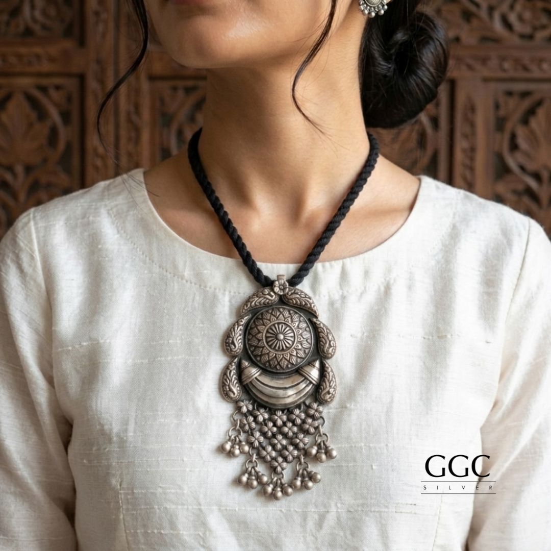 Traditional Zali Pendant