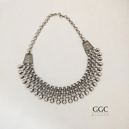Floral Design Silver necklace