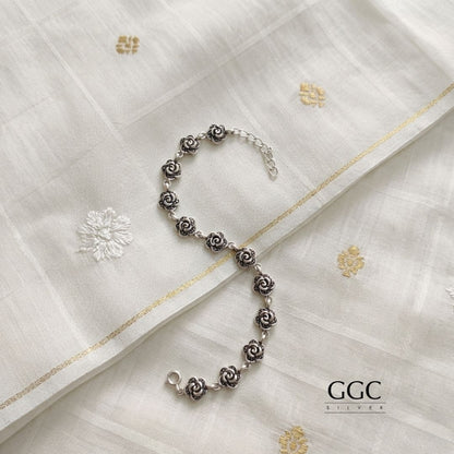 Rose bracelet