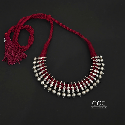 Silver beads choker
