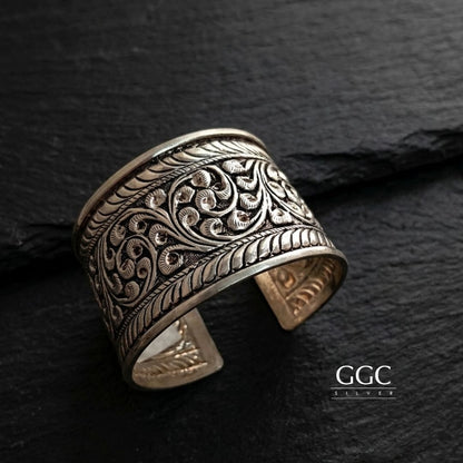 Floral cuff