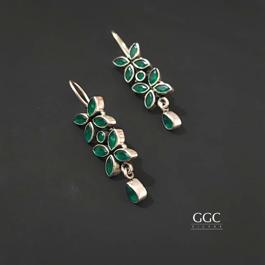 Green onyx earring