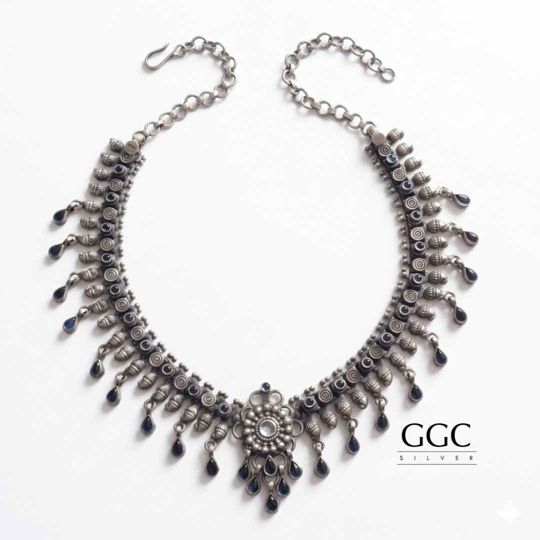 Traditional necklace