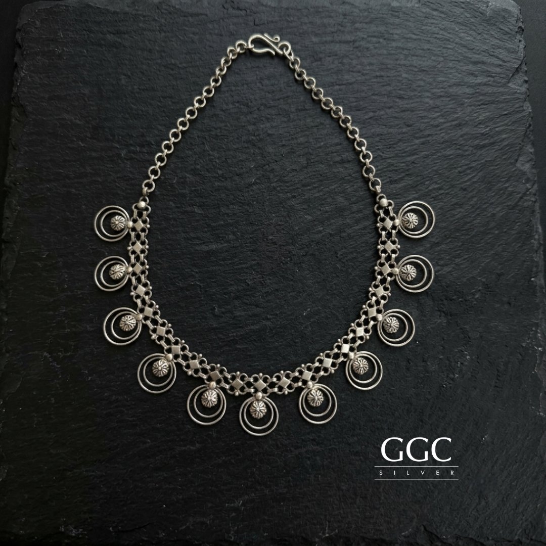 Floral necklace