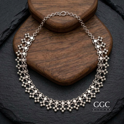Floral necklace