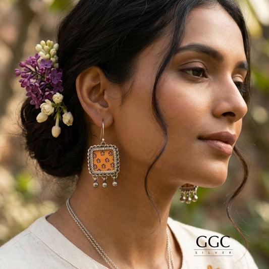 Painting earrings