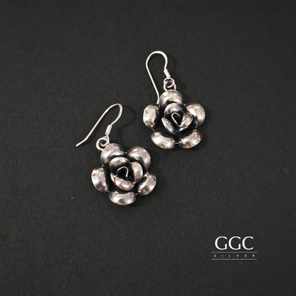 Floral stud