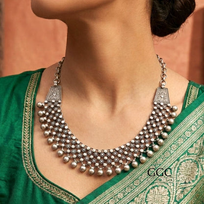 Floral Design Silver necklace