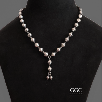 Silver Pearls Necklace