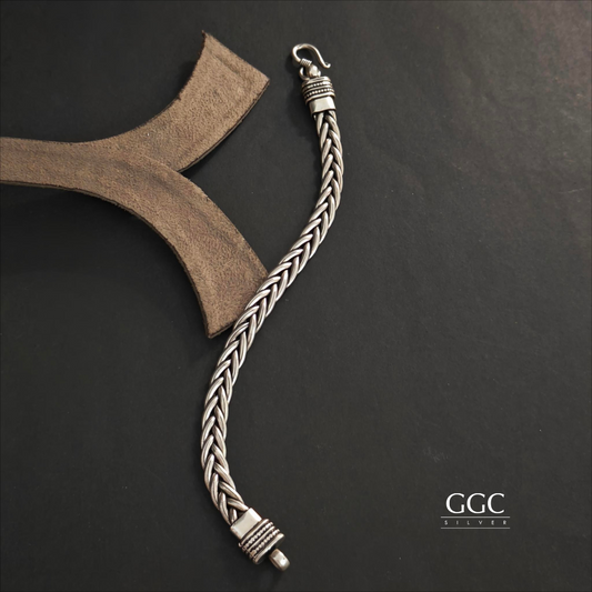 Twisted Unisex Bracelet