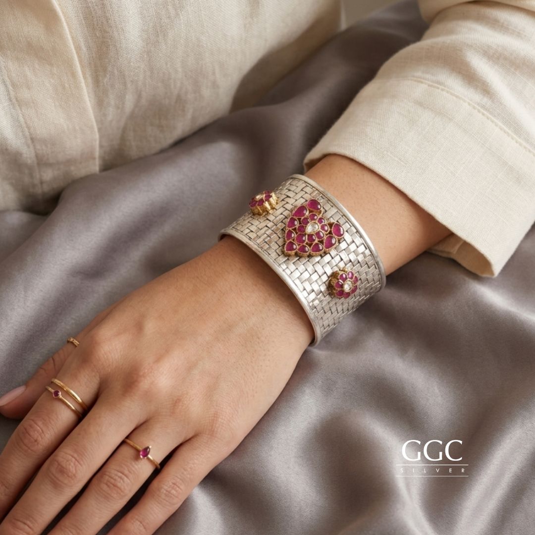 Fusion Kundan Handcuff