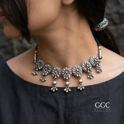 tribal choker