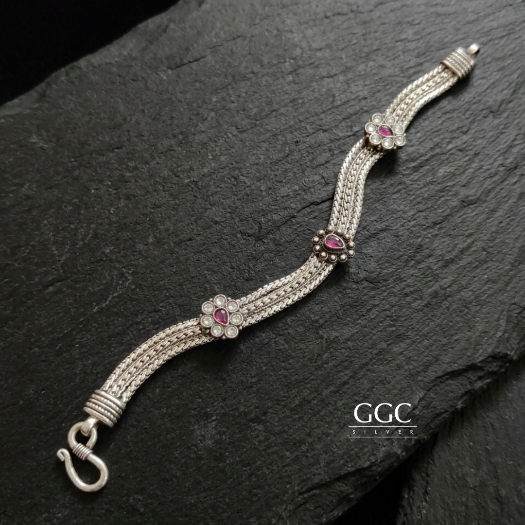 Kundan bracelet