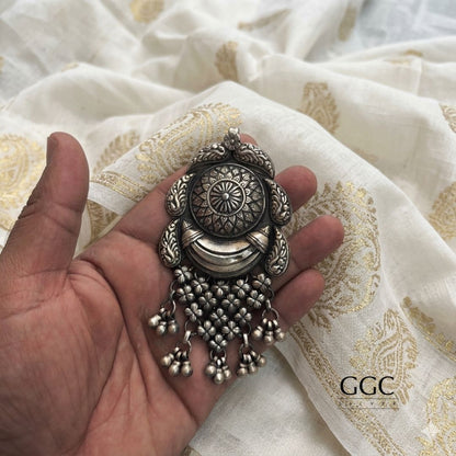 Traditional Zali Pendant
