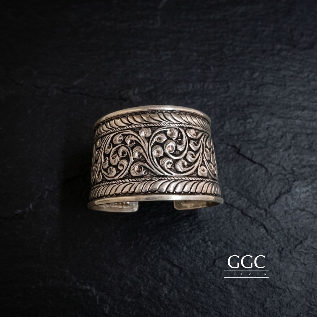 Floral cuff