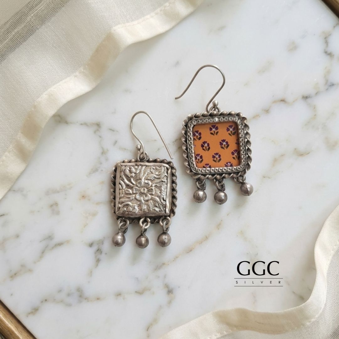 Painting earrings