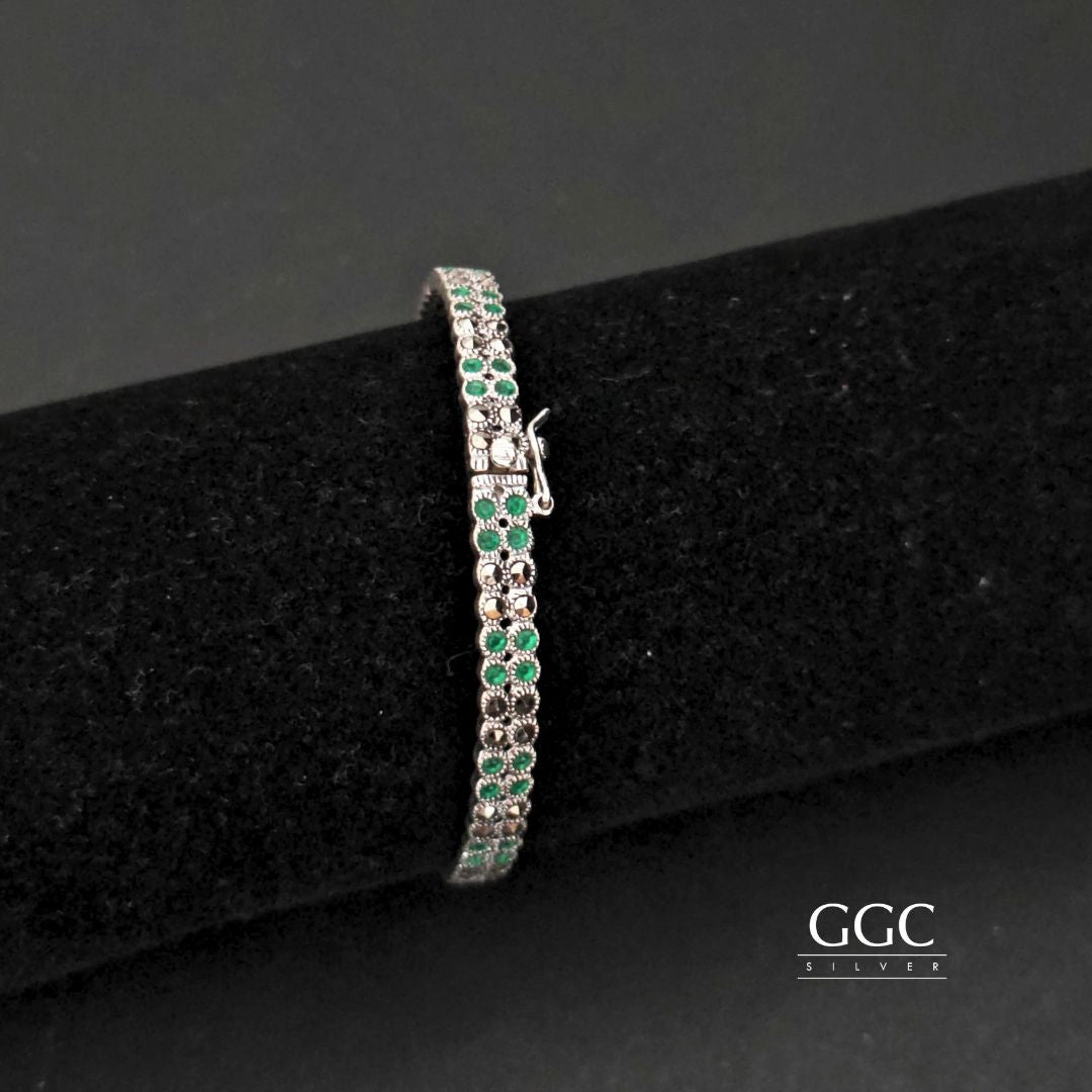 Emarald style kada