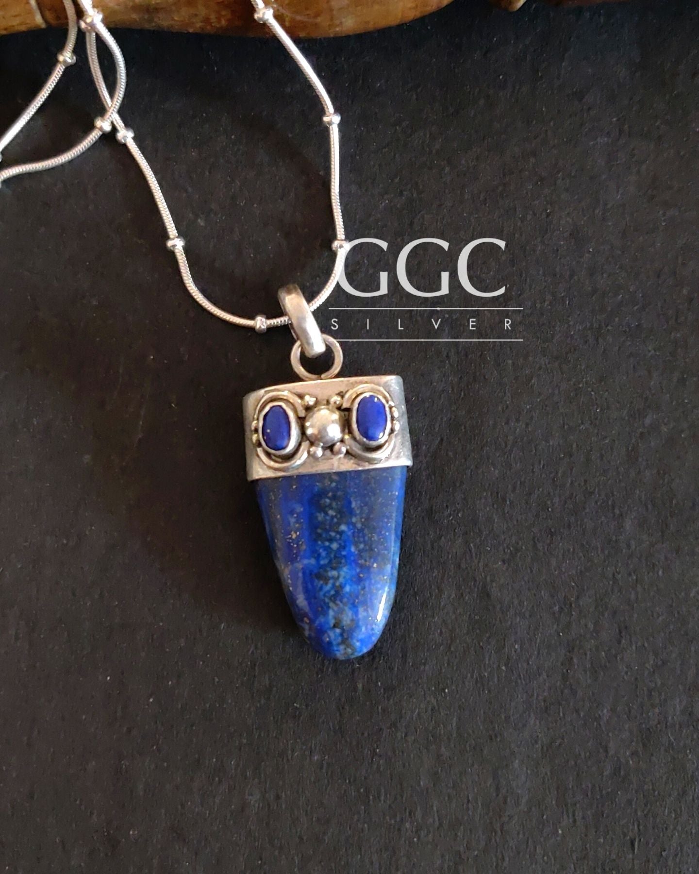 Lapis pendant